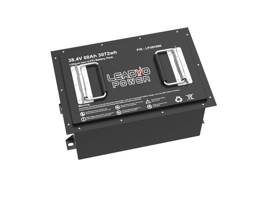 Carton de golf au lithium 36V 38.4V 80Ah LiFePO4 LFP Pack de batterie avec affichage LCD LED / chargeur